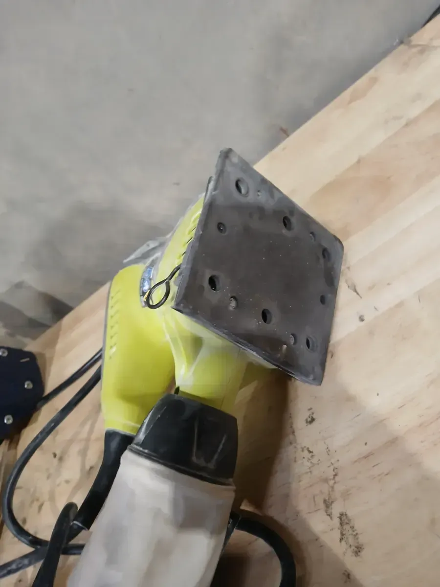 RYOBI 2 Amp Corded 1/4 Sheet Sander - image 4