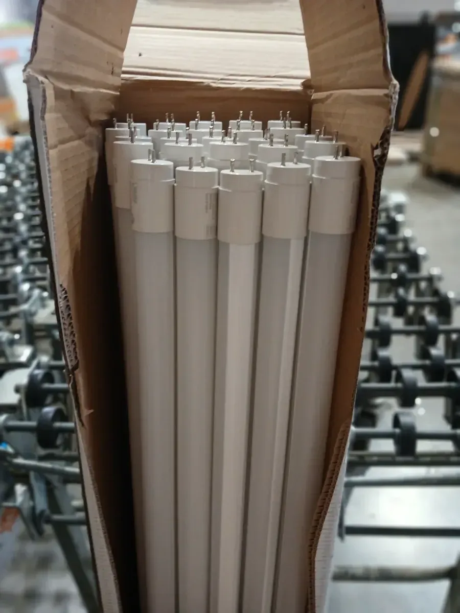 Feit Electric 18-Watt 4 ft. T8 G13 Type A Plug and Play Linear LED Tube Light Bulb, Daylight Deluxe 6500K (25-Pack) - image 4