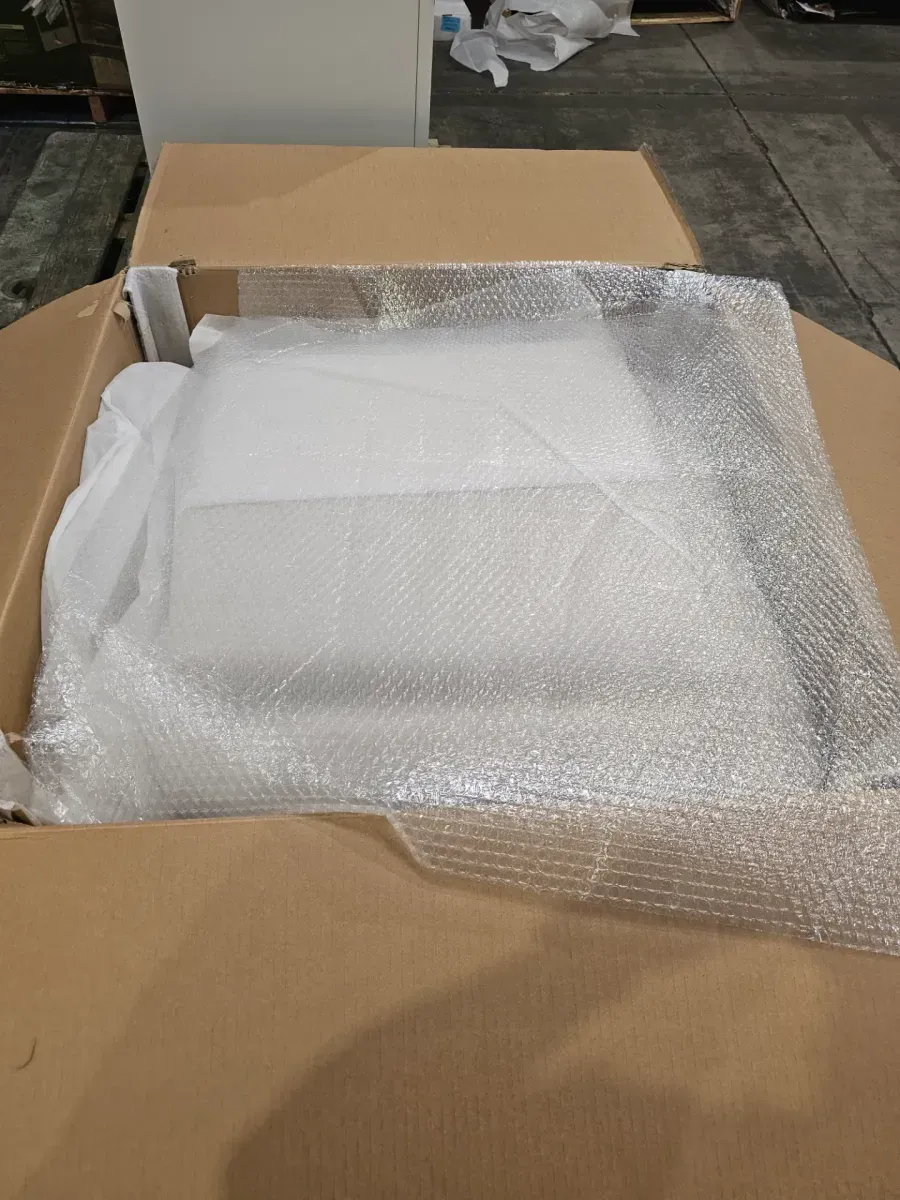 Lazzara  Maryvale Beige Leather Manual Swivel Glider Recliner (Lazzara Maryvale Beige Leather Manual Swivel Glider Recliner) - image 2