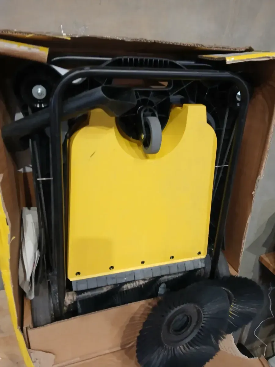 Karcher S 4 Twin Walk-Behind Outdoor Hand Push Sweeper - 5.25 Gal. Capacity - image 4