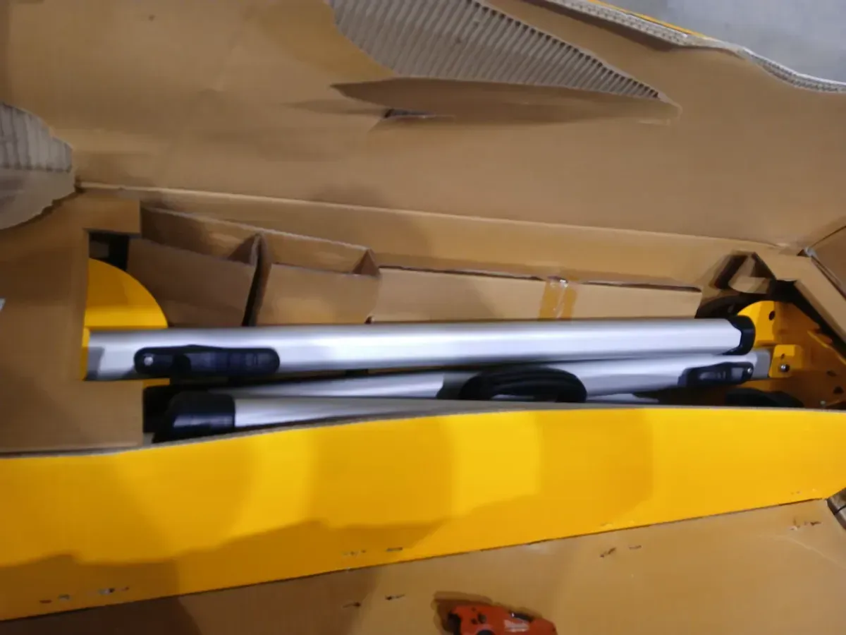 DEWALT 15.4 lbs. Heavy Duty Work Stand with Miter Saw Mounting Brackets - image 3