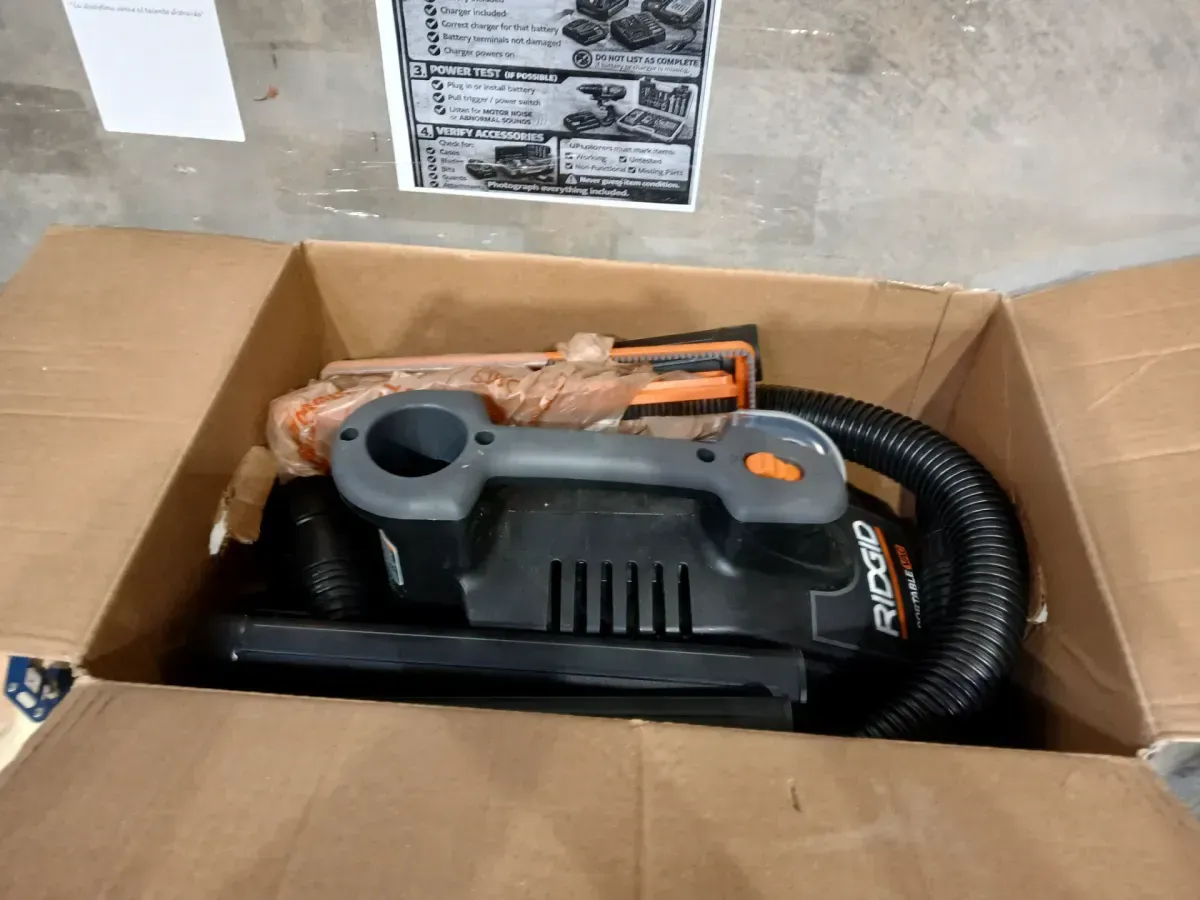RIDGID 4 Gal. 5.0 Peak HP Portable Shop Vacuum WD4070 Wet Dry Vac with Fine Dust Filter, 10 ft. Pro Hose, Telescoping Wand - image 3