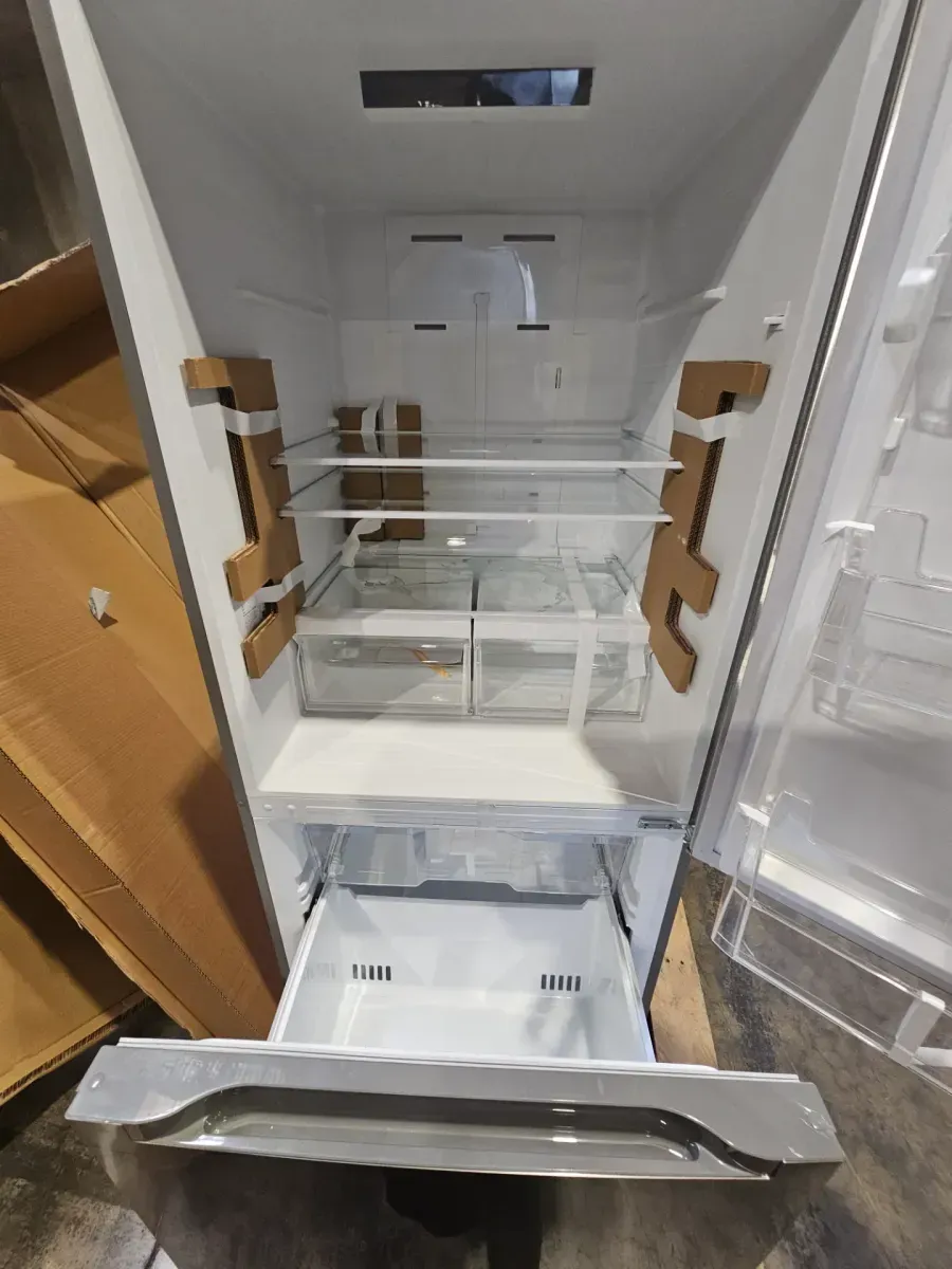 Vissani 30 in. 18.7 cu. ft. Bottom Freezer Refrigerator in Fingerprint Resistant Stainless Steel, Garage Ready - image 2