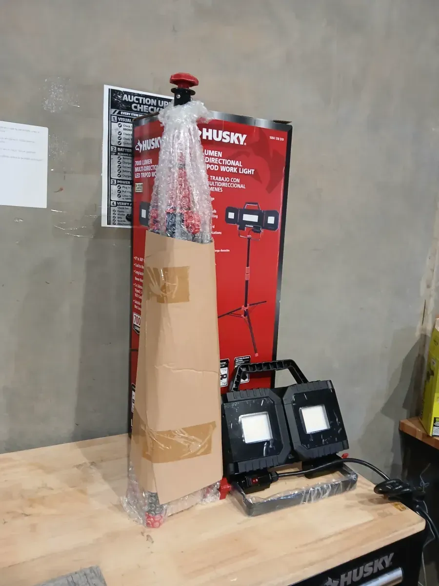 Husky 7000-Lumen Multi-Directional LED Tripod Work Light - image 3