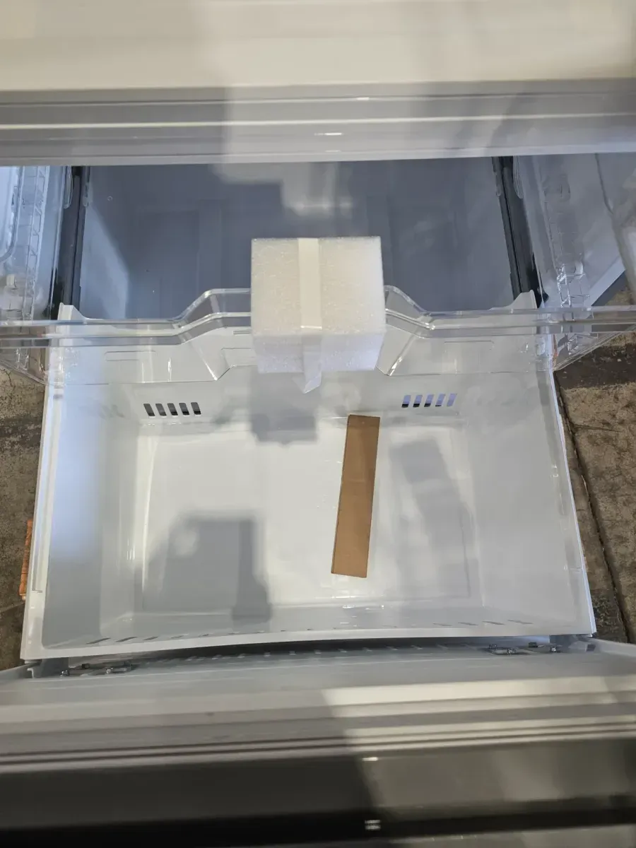 Vissani 30 in. 18.7 cu. ft. Bottom Freezer Refrigerator in Fingerprint Resistant Stainless Steel, Garage Ready - image 4