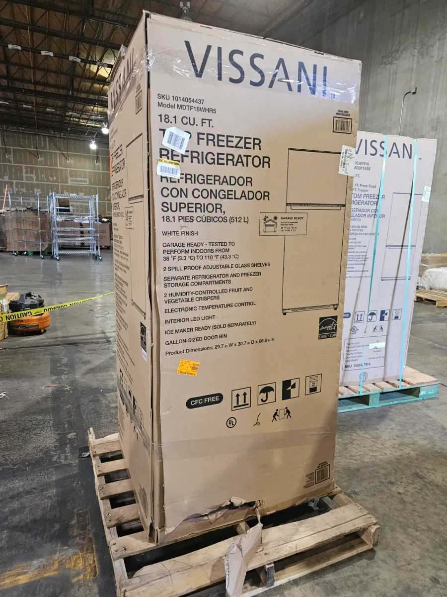 Vissani 18.1 cu. ft. Top Freezer Refrigerator with Adjustable Glass Shelving in White, Garage Ready - image 6