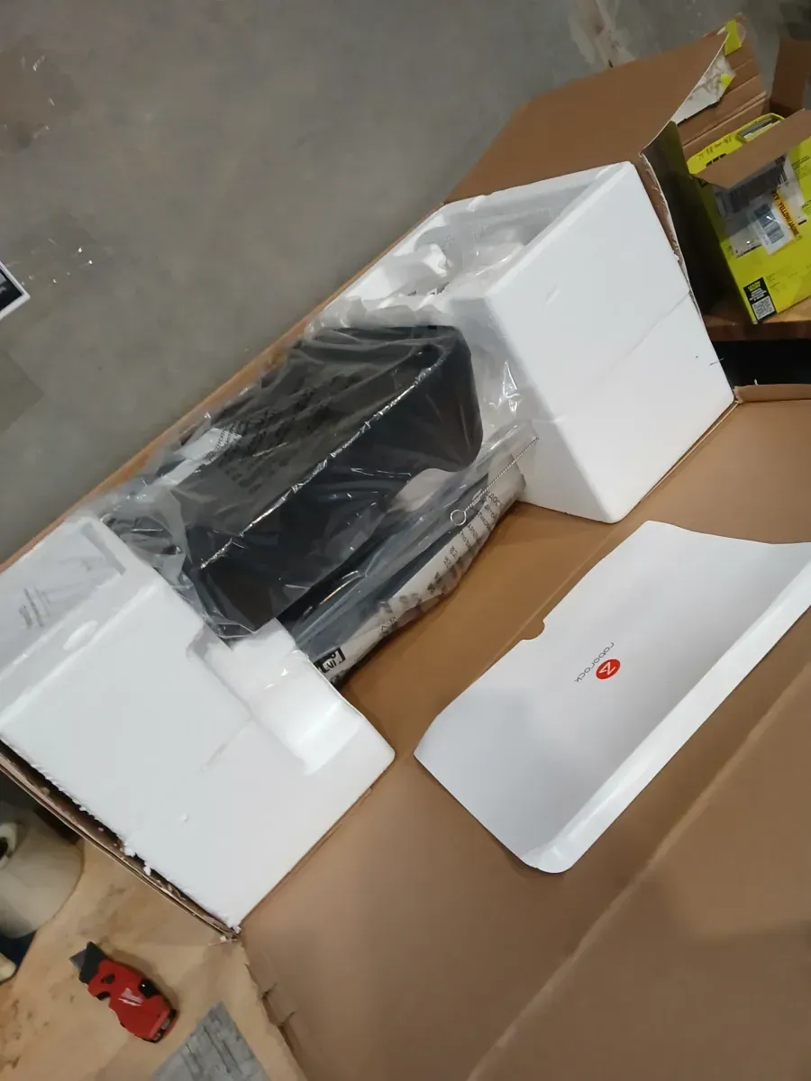 Roborock F25, Cordless Hard Floor Vacuum, Wet-Dry Cleaner, Self-Cleaning Technology with Voice Alerts in Black - image 3