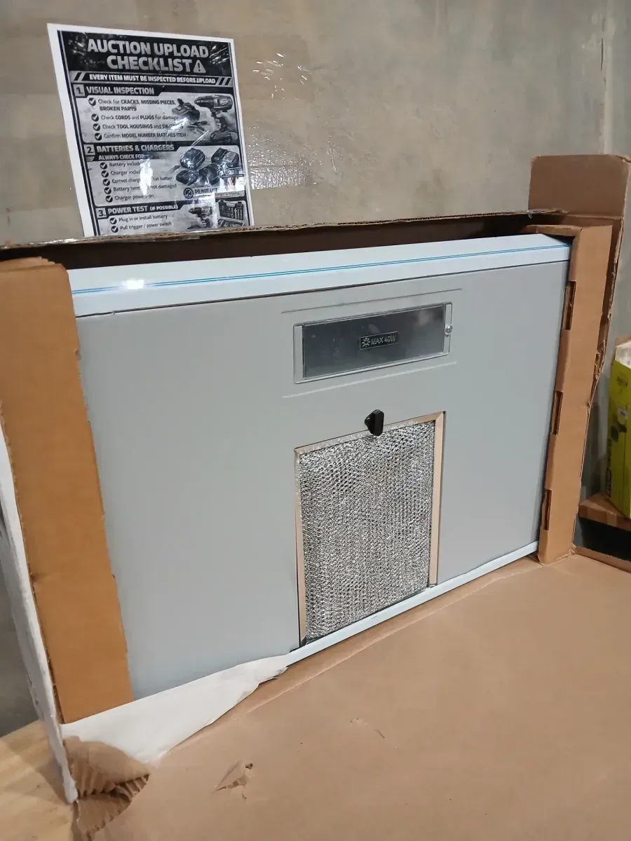 Vissani Arno 30 in. 240 CFM Convertible Under Cabinet Range Hood in Stainless Steel with Lighting and Charcoal Filter - image 3