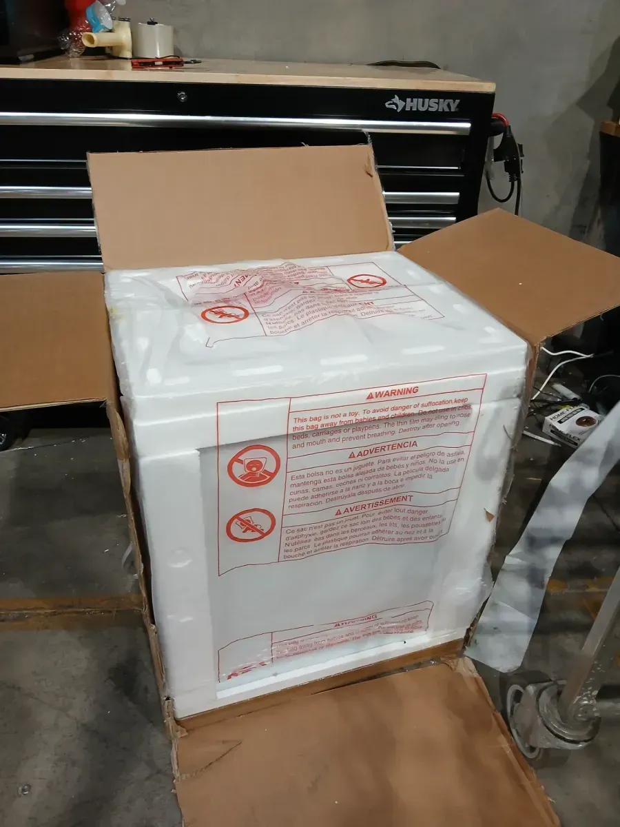 COWSAR Garage Ready 20.67 in. 1.8 cu. ft. Manual Defrost Chest Freezer with Temperature Alarm Chest Freezer in White - image 3