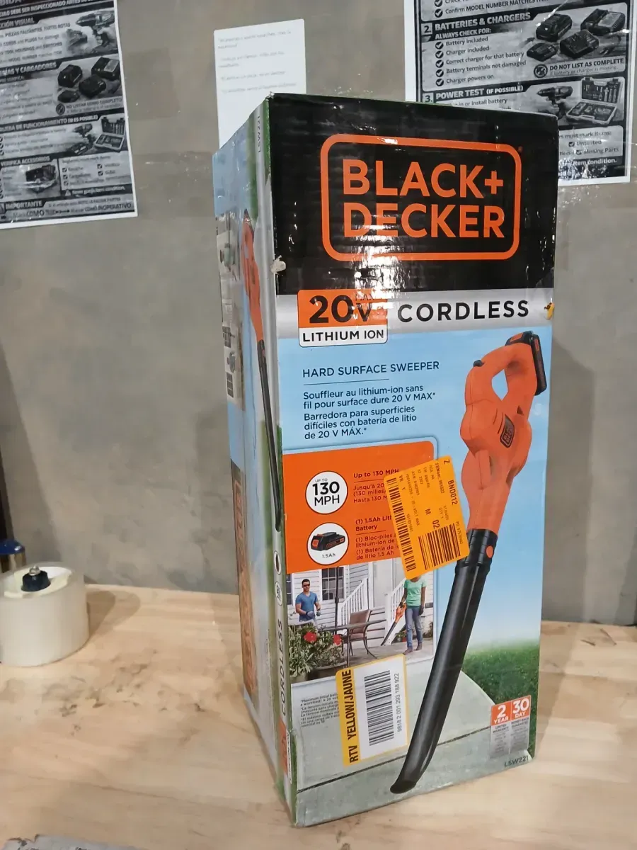 BLACK+DECKER 20V MAX 130 MPH 100 CFM Cordless Battery Powered Handheld Leaf Blower Kit with (1) 1.5Ah Battery & Charger - image 2