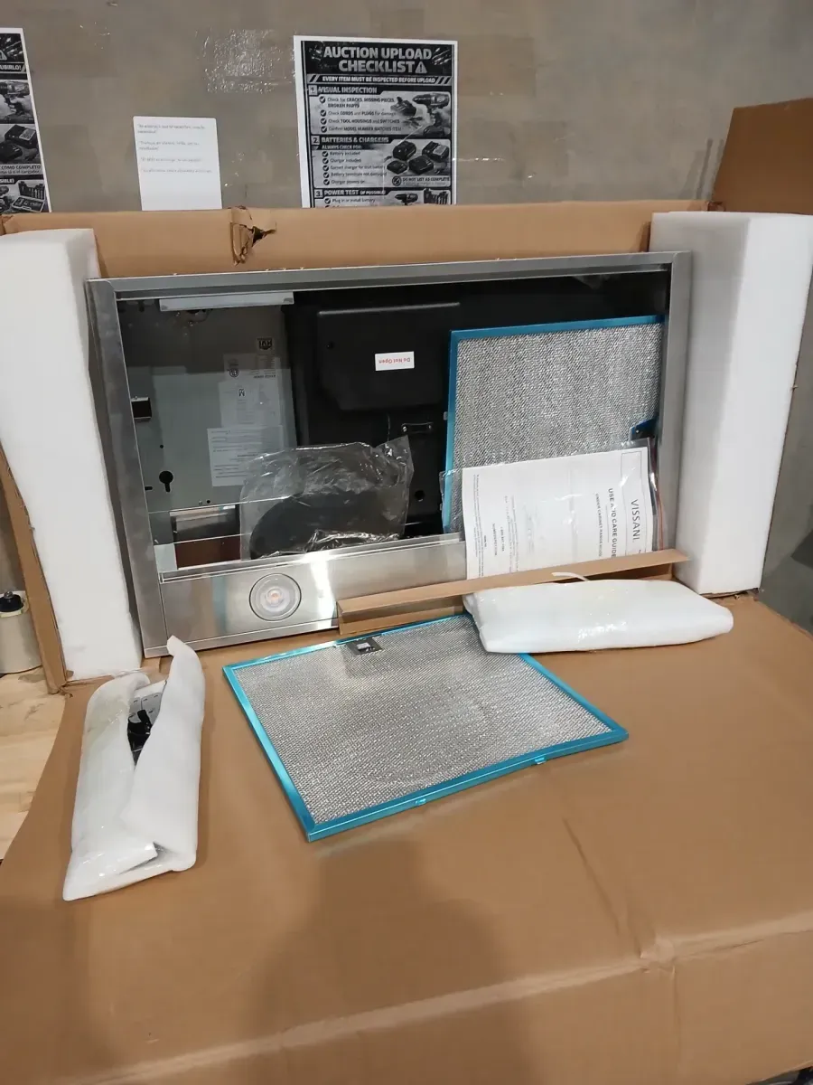 Vissani Sarela 36 in. W x 7 in. H 500CFM Convertible Under Cabinet Range Hood in Stainless Steel with LED Lights and Filter - image 3