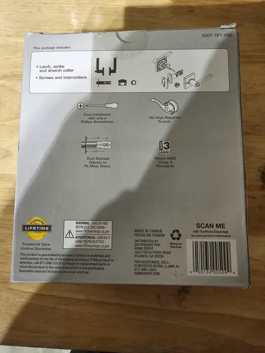 Defiant Tonebridge Matte Black Bed/Bath Door Handle with Square Rose - image 2