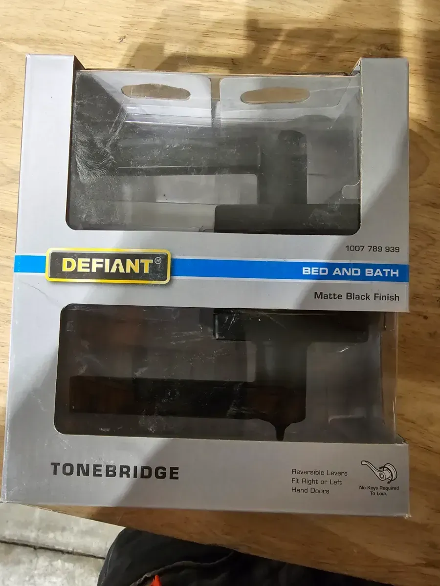 Defiant Tonebridge Matte Black Bed/Bath Door Handle with Square Rose - image 3