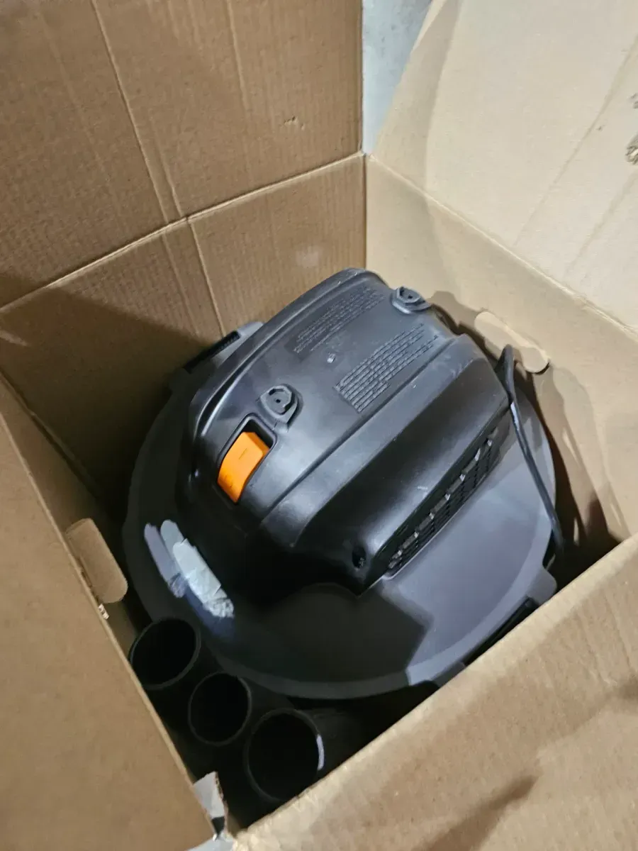 RIDGID 6 Gal. 3.5 Peak HP NXT Shop Vacuum Wet Dry Vac with General Debris Filter, Locking Hose and Attachments HD06001 - image 2