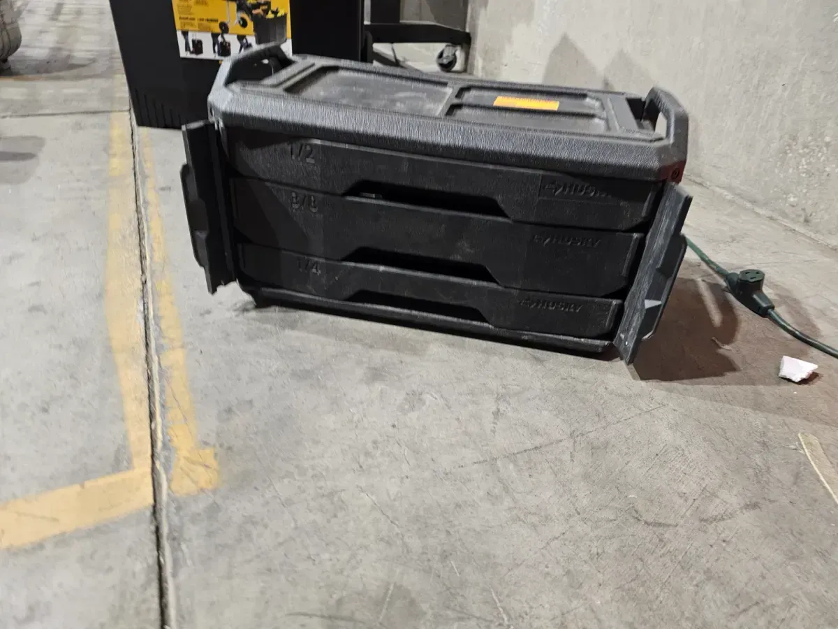 Incomplete Husky Mechanics Tool Set with Sockets and Bits in Case - image 5