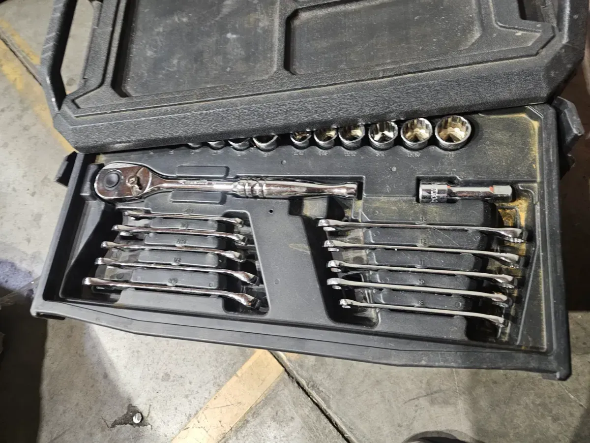 Incomplete Husky Mechanics Tool Set with Sockets and Bits in Case - image 3