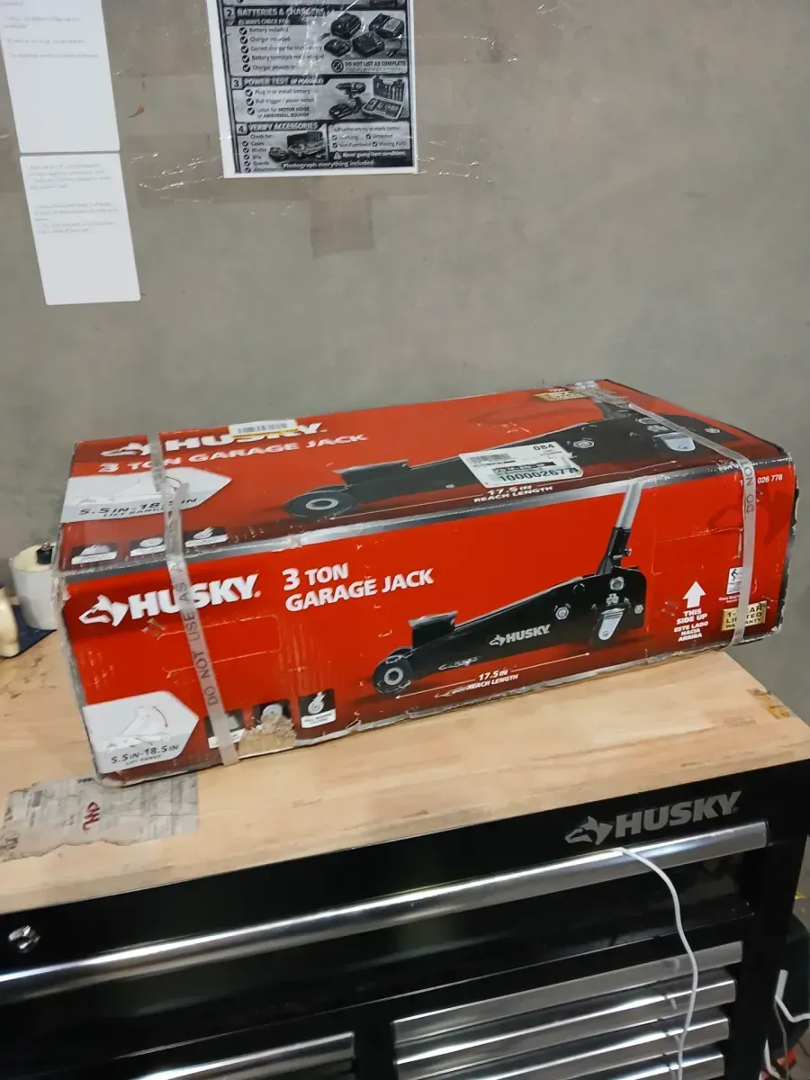 Husky 3-Ton Garage Jack - image 1