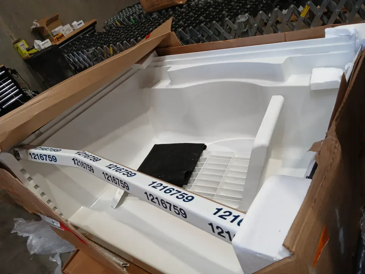 Sterling Accord Seated 36 in. x 48 in. x 74-1/2 in. Shower Kit in White - image 5