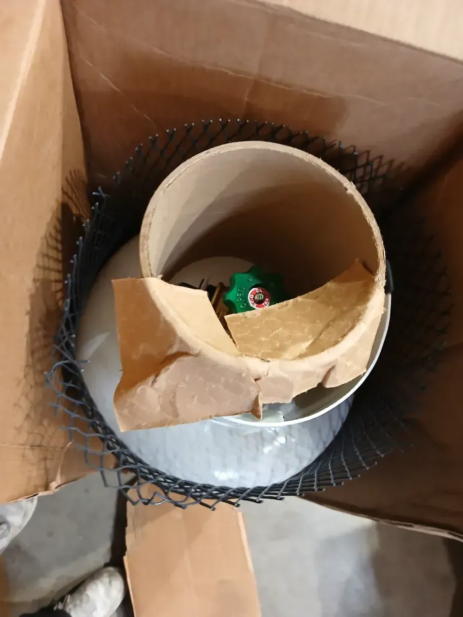 Flame King 60 lbs. Steel Propane Tank Liquid Propane Refillable Cylinder with POL Valve - image 2