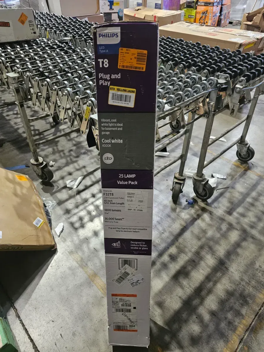 Philips 32-Watt Equivalent 48 in. T8 Type A Plug and Play Tube G13 Base LED Linear Light Bulb Cool White 4000K (25-Pack) - image 4