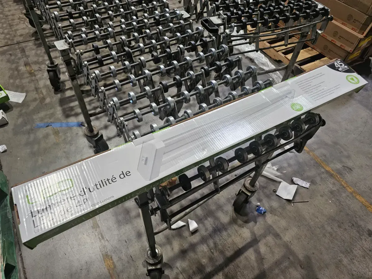 Feit electric 4ft LED utility light  - image 2