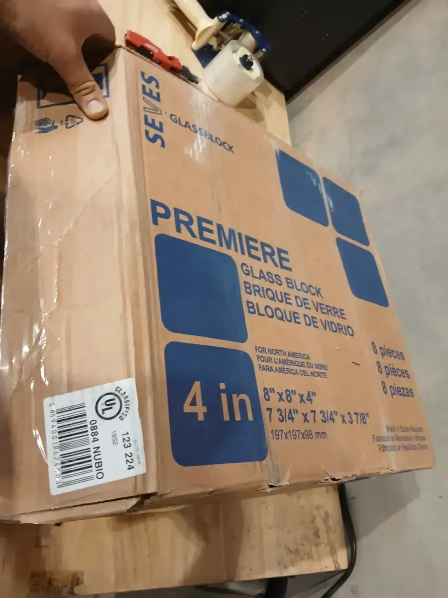 Seves Nubio 4 in. Thick Series 8 in. x 8 in. x 4 in. (Actual 7.75 x 7.75 x 3.88 in.) Wave Pattern Glass Block - image 2