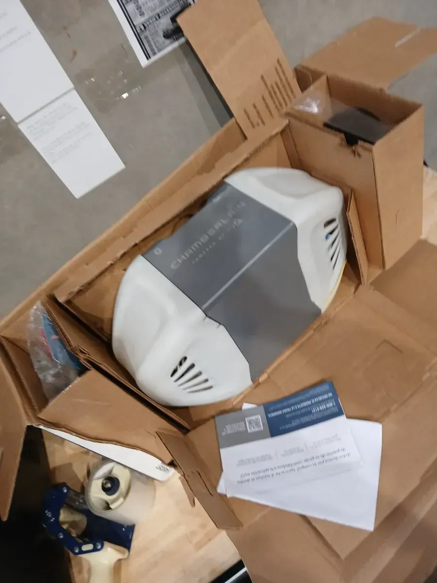 Chamberlain 3/4 HP Smart Belt Drive Garage Door Opener with Motion Sensing Wall Control, Camera (Chamberlain 3/4 HP Smart Quiet Belt Drive Garage Door Opener) - image 4