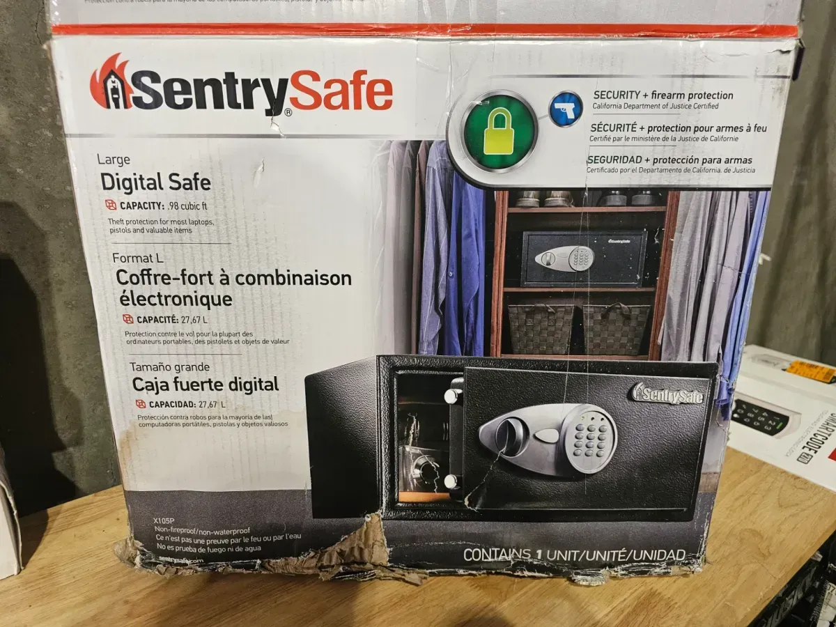 SentrySafe 0.98 cu. ft. Safe Box with Digital Lock - image 4