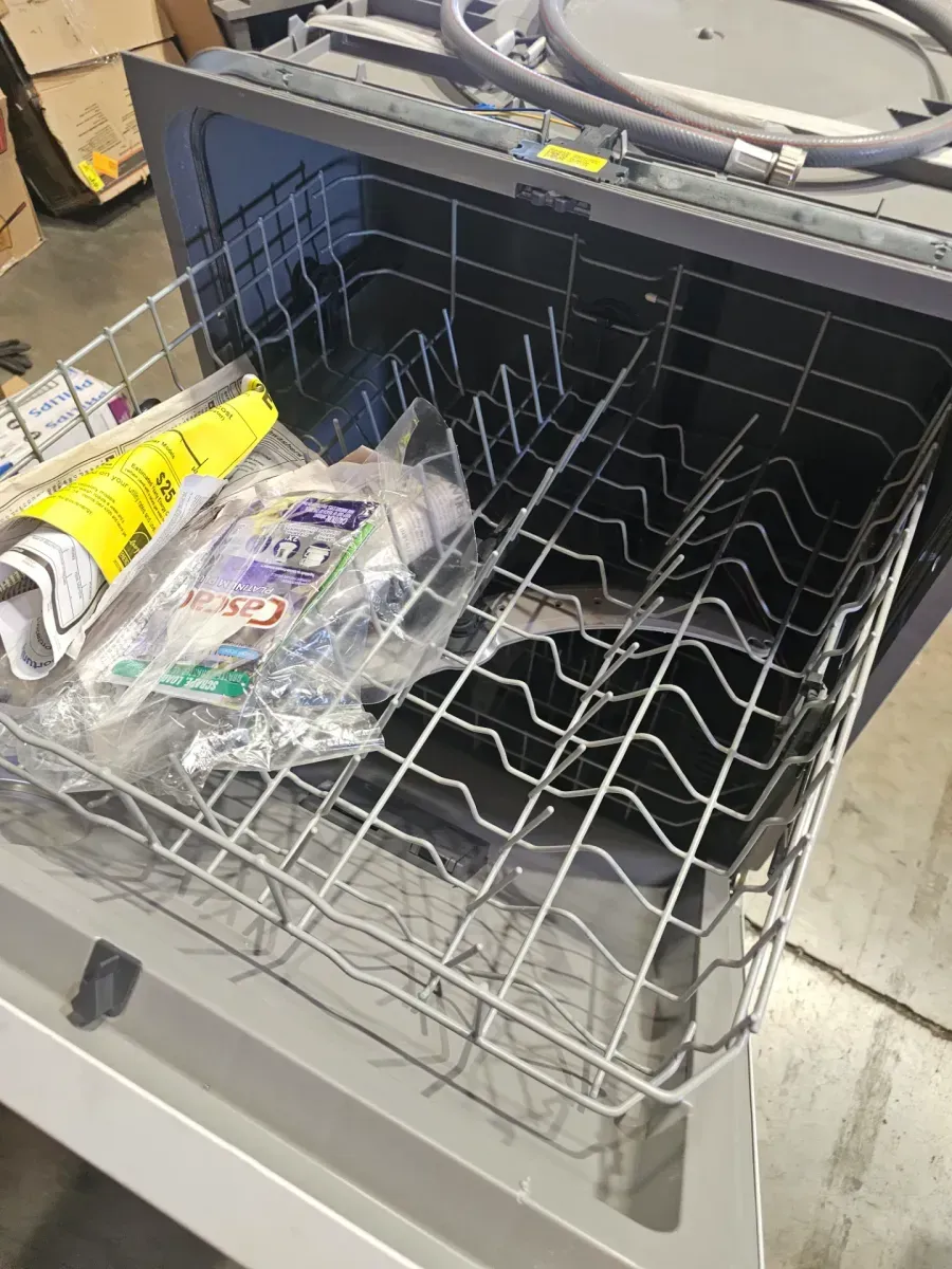 GE Standard Built-In Dishwasher - image 5