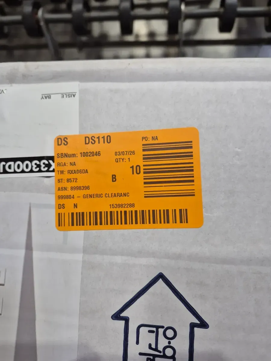 GE 30 in. Over the Range Convertible Range Hood in White - image 4