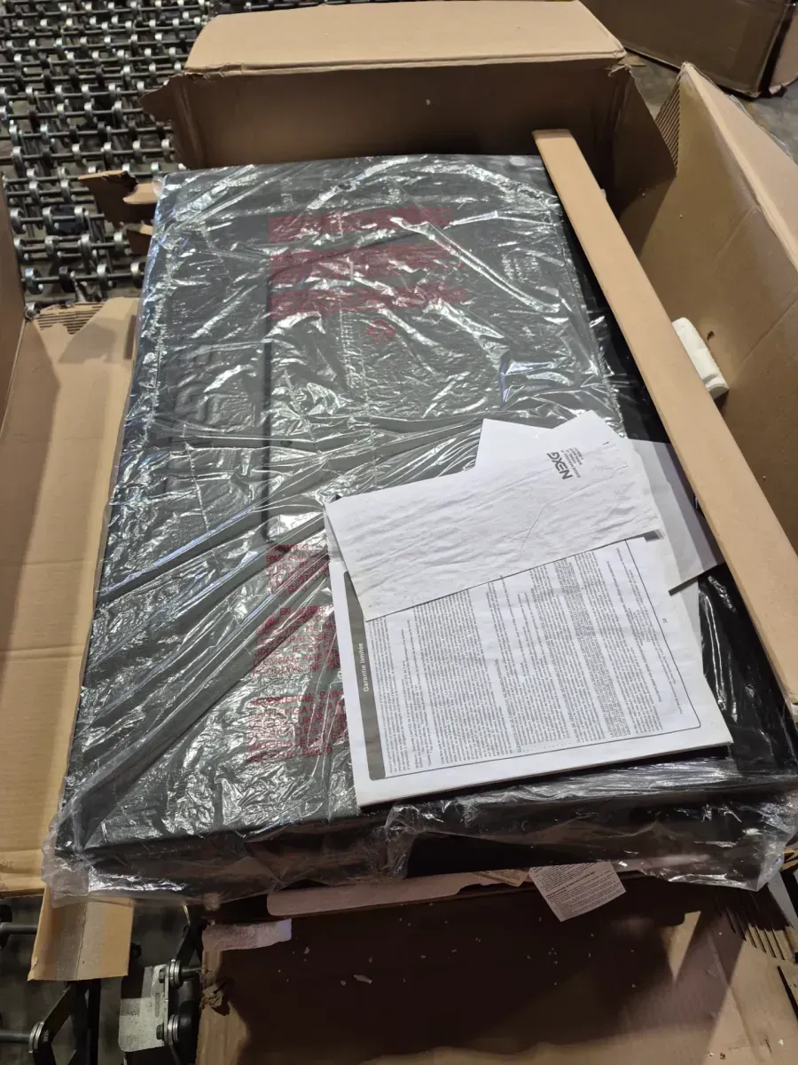 Nexgrill Daytona 4-Burner Propane Gas Griddle with Lid in Black - image 2