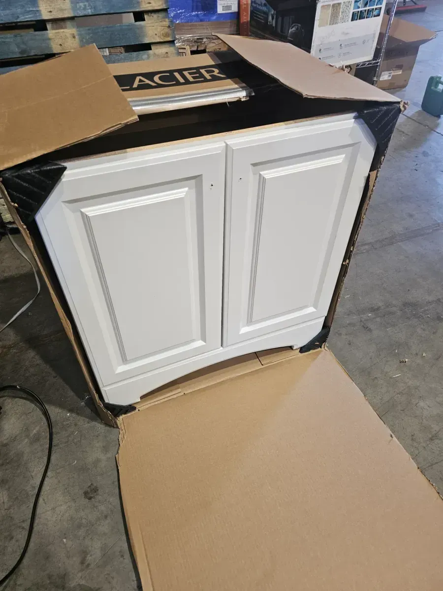 Glacier Bay 31 in. Single Sink Pearl Gray Bath Vanity with White Cultured Marble Top (Assembled) - image 3