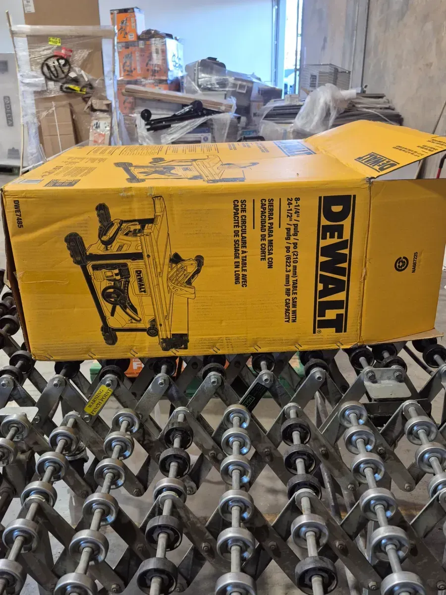 DEWALT 15 Amp Corded 8-1/4 in. Compact Portable Jobsite Tablesaw (Stand Not Included) - image 5