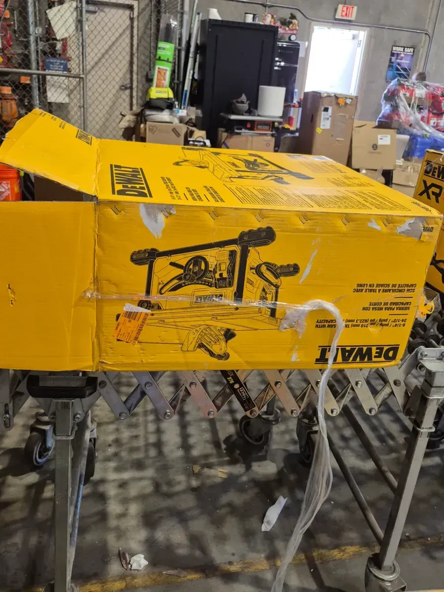 DEWALT 15 Amp Corded 8-1/4 in. Compact Portable Jobsite Tablesaw (Stand Not Included) - image 2