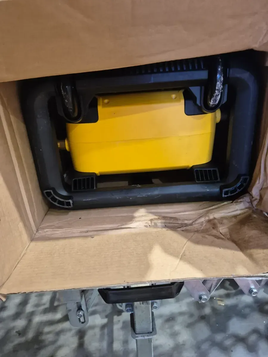 DEWALT 2100 PSI 1.2 GPM 13 Amp Cold Water Electric Pressure Washer with Internal Equipment Storage - image 4