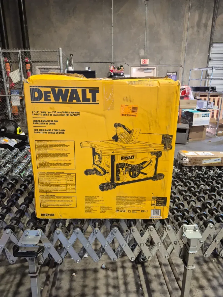 DEWALT 15 Amp Corded 8-1/4 in. Compact Portable Jobsite Tablesaw (Stand Not Included) - image 3