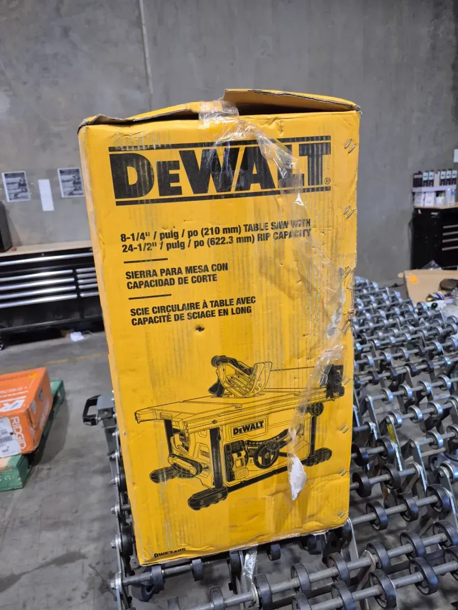 DEWALT 15 Amp Corded 8-1/4 in. Compact Portable Jobsite Tablesaw (Stand Not Included) - image 4