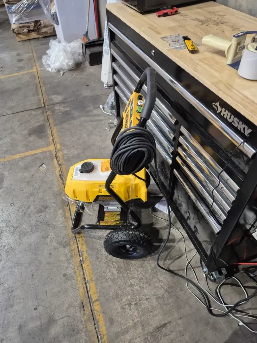 DEWALT 2400 PSI 1.1 GPM Cold Water Electric Pressure Washer - image 4