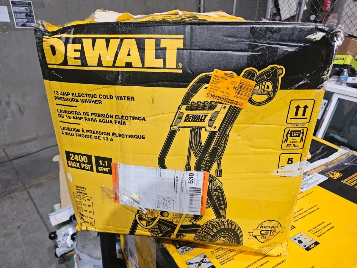 DEWALT 2400 PSI 1.1 GPM Cold Water Electric Pressure Washer - image 4