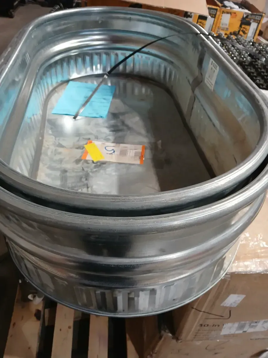 Behlen 2 ft. x 1 ft. x 4 ft. Round End Tank - image 3