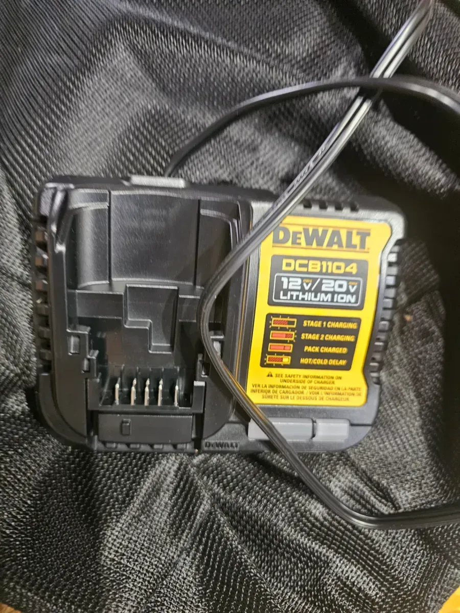 DeWalt 2x20V MAX XR Brushless 21-inch Self-Propelled Lawn Mower (DCMWSP256U2) - image 3