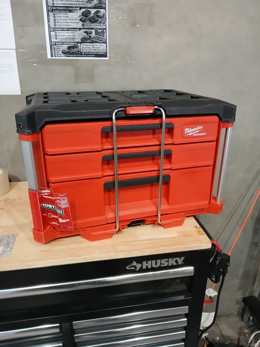 Milwaukee PACKOUT 22 in. Modular 3-Drawer Multi Drawer Tool Box with Metal Reinforced Corners and 50 lbs. Capacity - image 1