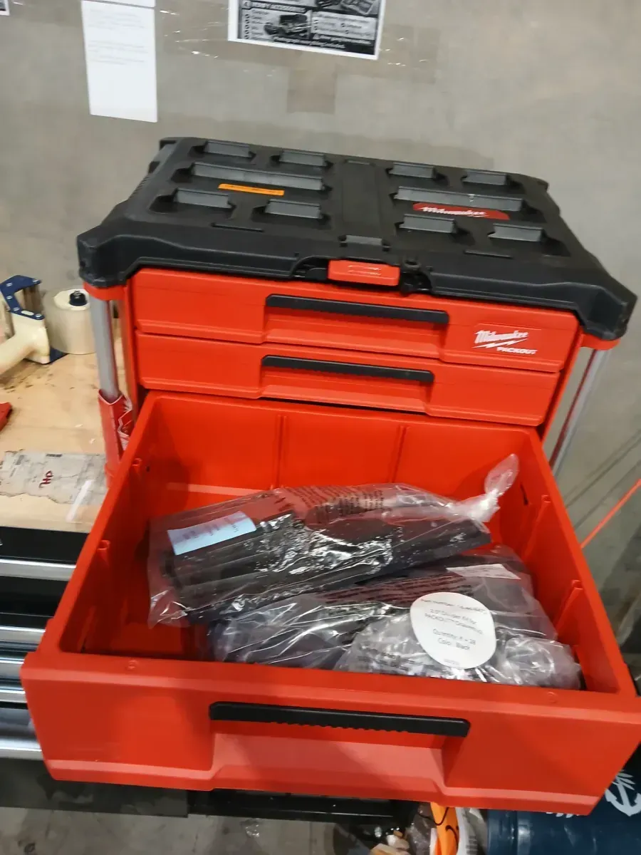 Milwaukee PACKOUT 22 in. Modular 3-Drawer Multi Drawer Tool Box with Metal Reinforced Corners and 50 lbs. Capacity - image 5
