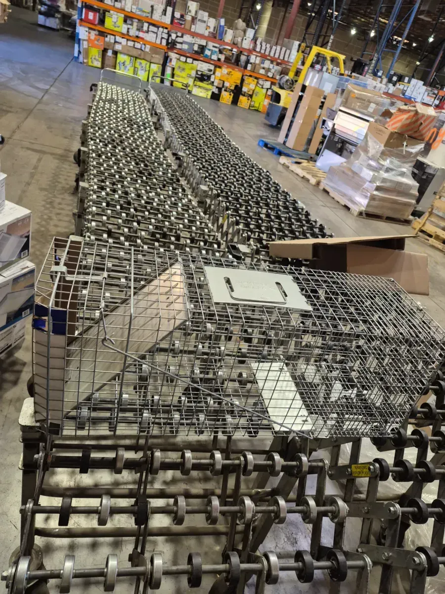 Havahart Large 1-Door Professional Live Animal Cage Trap for Raccoon, Opossum, Groundhog, and Feral Cat - image 3