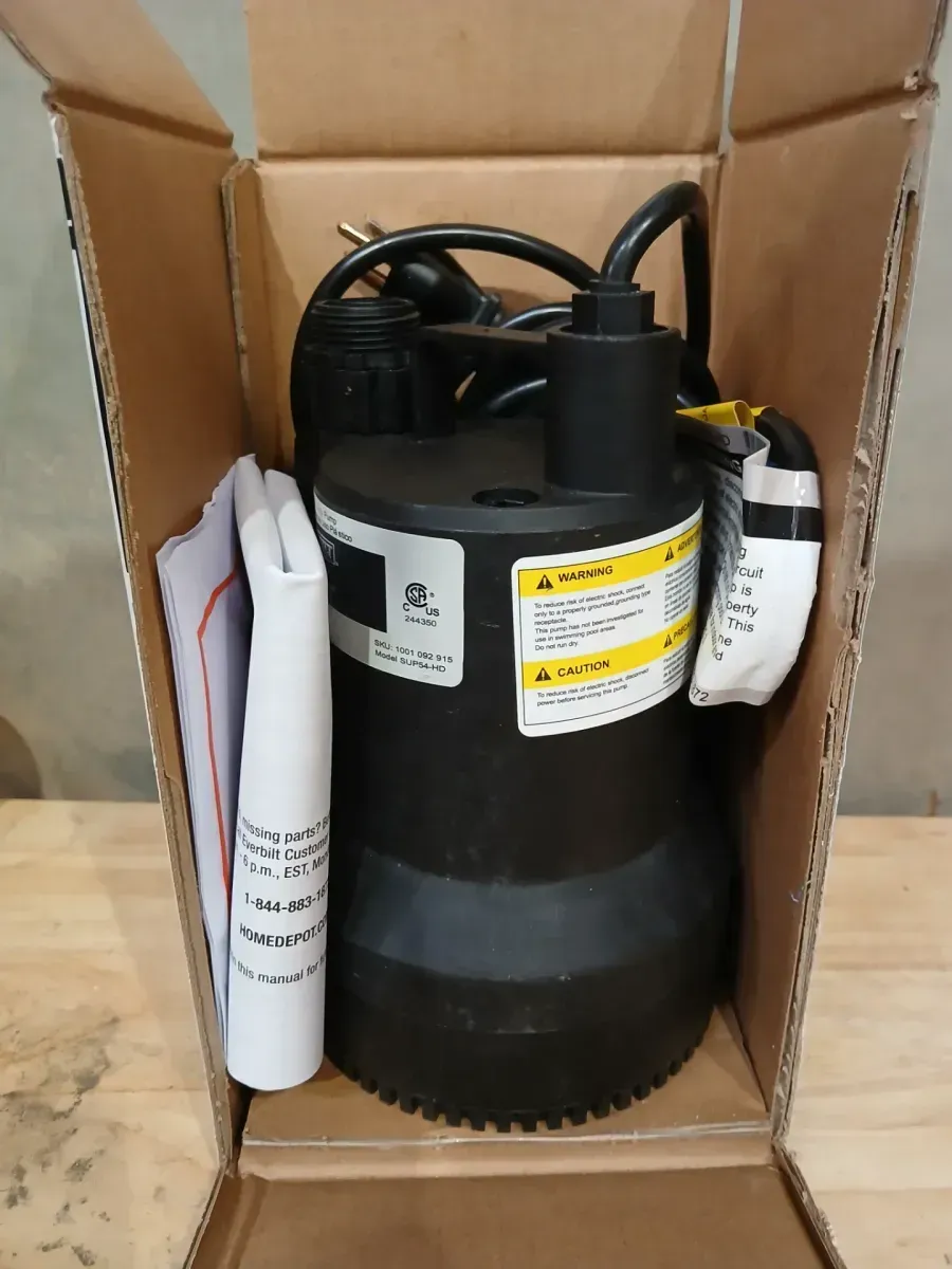 Everbilt 1/6 HP Submersible Thermoplastic Utility Pump - image 3