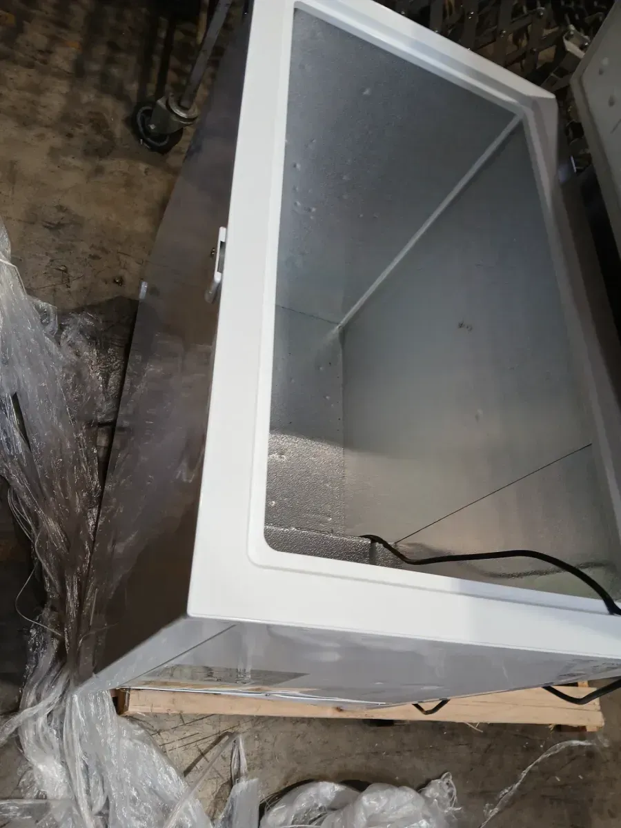 Vissani 8.8 cu. ft. Manual Defrost Convertible Garage Ready Chest Freezer in White, Powered by Hubspace - image 5