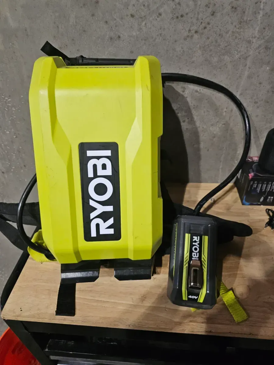 Ryobi 40V Lithium Cordless Backpack Sprayer - image 4