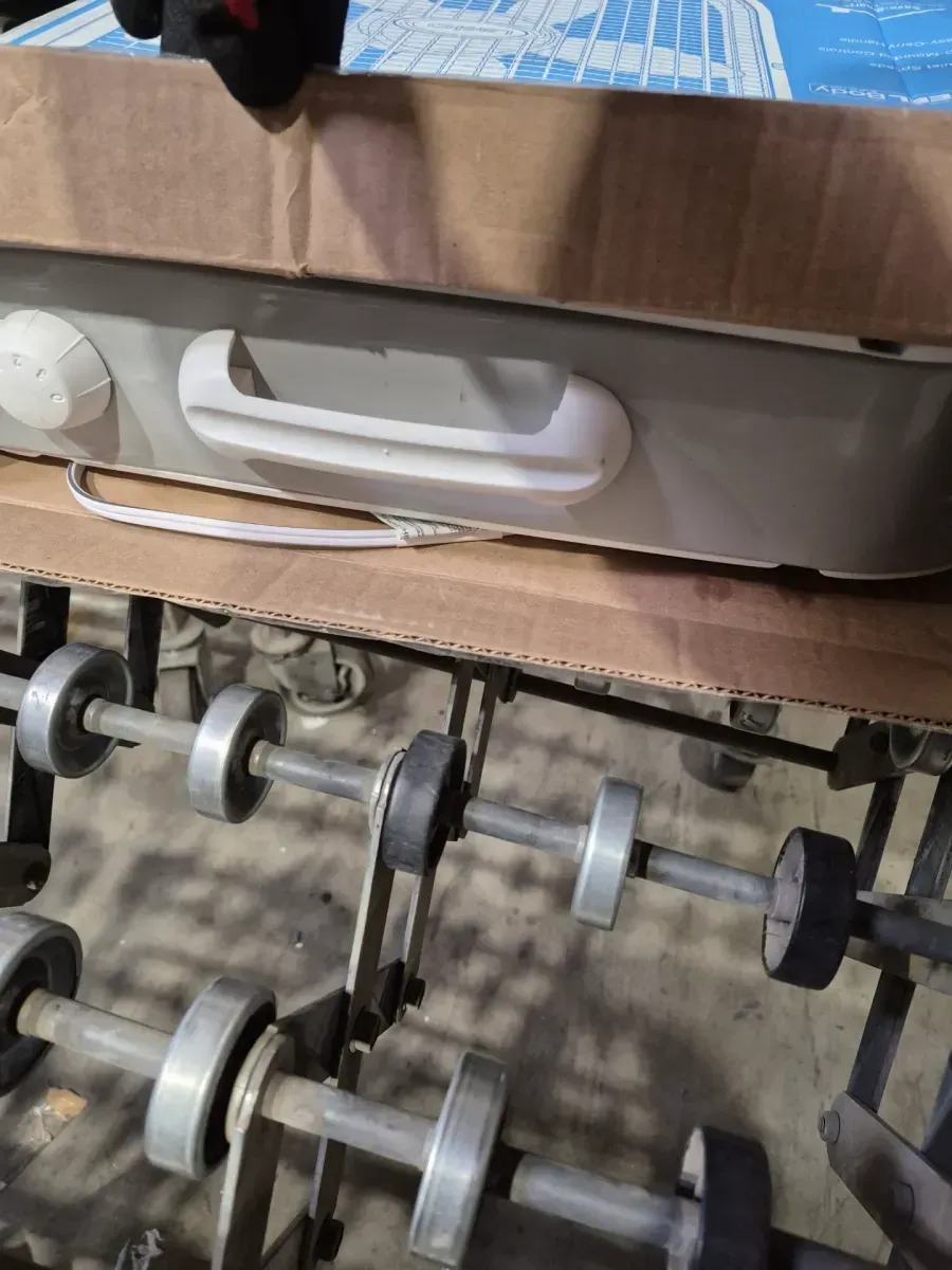 Lasko Air Circulating Box Fan with Steel Body - image 3