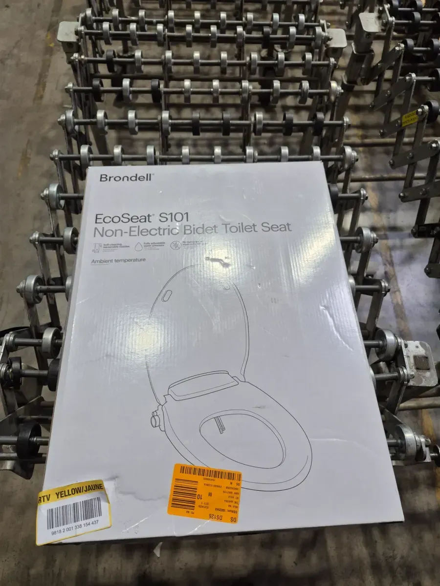 Unviversal Toilet Seat - image 2