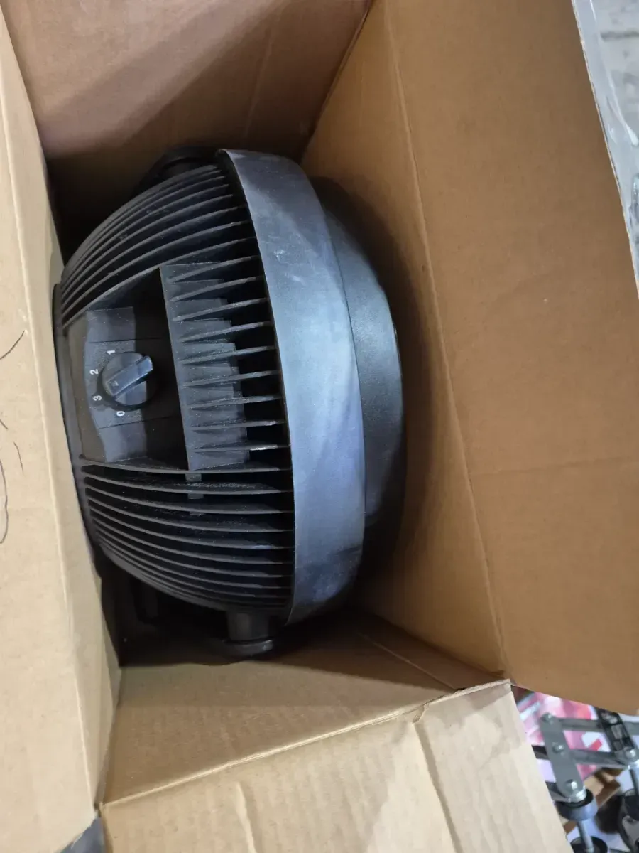 Hampton bay fan (Hampton Bay 11 in. 3 Speed Portable Desk Fan in Black) - image 2